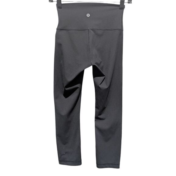 LULULEMON ATHLETICA Wunder Under Crop (Hi-Rise) Full-On Luxtreme 21' Size 2 - Picture 4 of 4